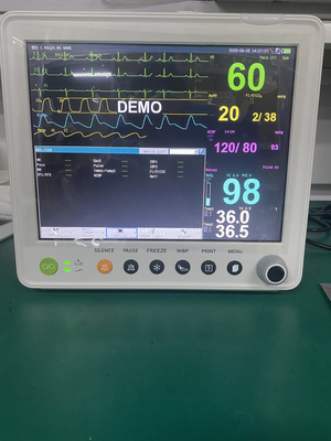 12.1 pouces appareils de premiers secours signes vitaux moniteur moniteur patient
