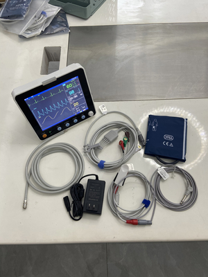 Moniteur de patient multi-paramètres LCD de 8 pouces pour un service de soins intensifs à l'hôpital