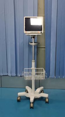 Moniteur patient multiparamétrique avec source d'alimentation électrique, batterie intégrée et alarme intelligente à trois niveaux