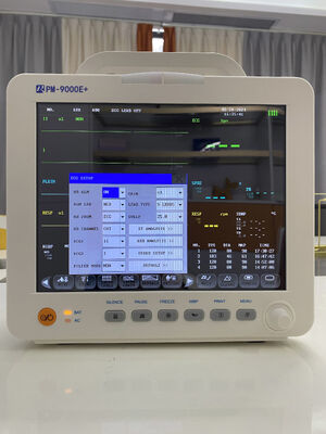Moniteur patient portable multi-paramètres pour unité de soins intensifs avec écran couleur LCD de 12,1 pouces, montable sur chariot/support mural et léger de 3,9 kg