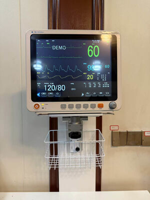 Support de montage de mur métallique réglable en hauteur pour le bras de support du moniteur du patient dans le service hospitalier