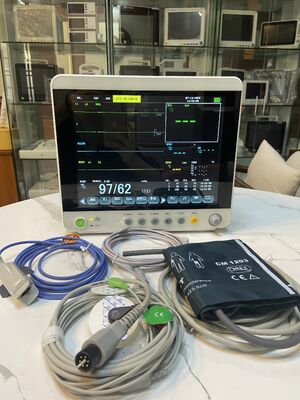 Écran tactile couleur modulaire électrique multi-paramètres médical 6 paramètres 12,1' pour les salles d'urgence des hôpitaux